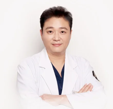 Dr. Ho Hwang
