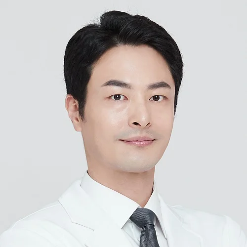 Dr. Dong-Chan Lee